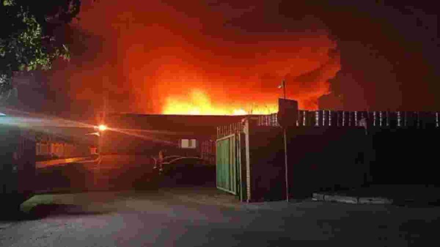Пожар на заводе в Донецкой области